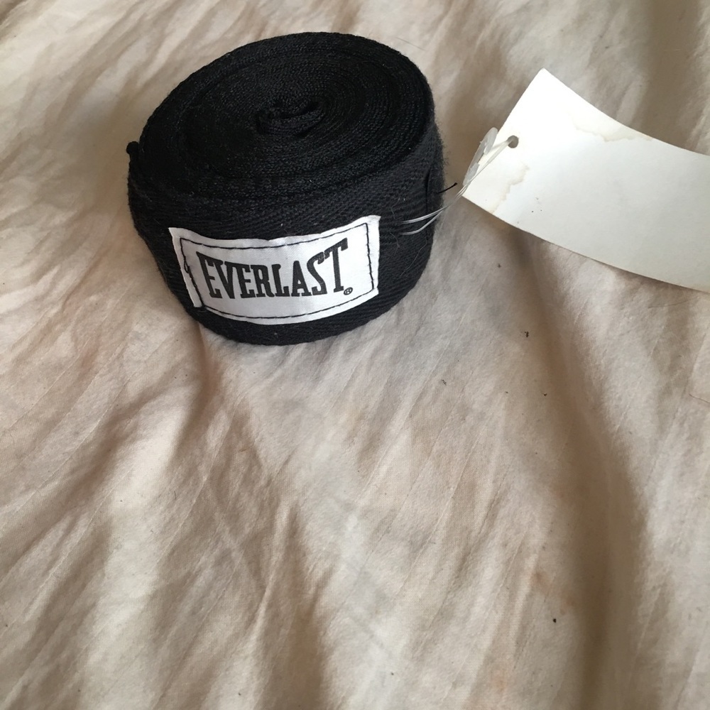 BUNDLE OF THREE BOXING WRAPS - Picture 5 of 5